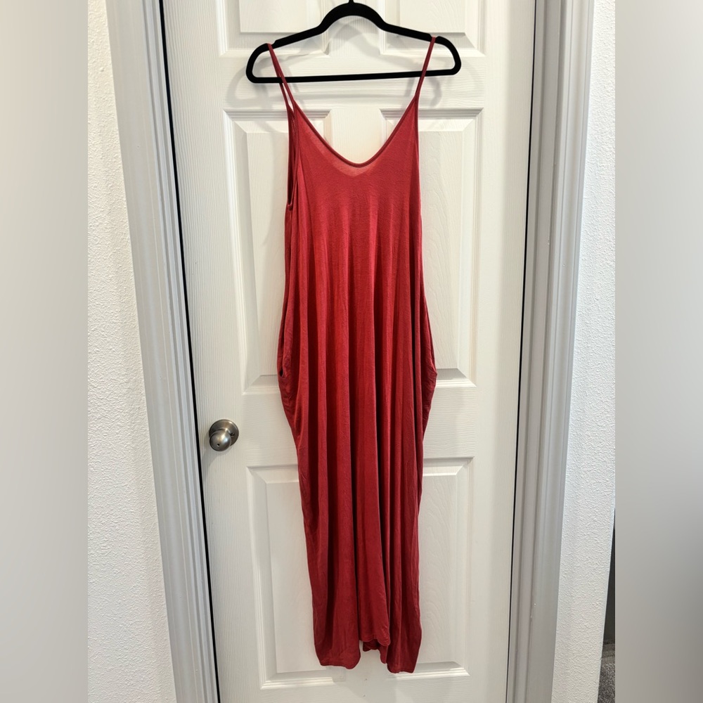 Beautiful pink flowy dress